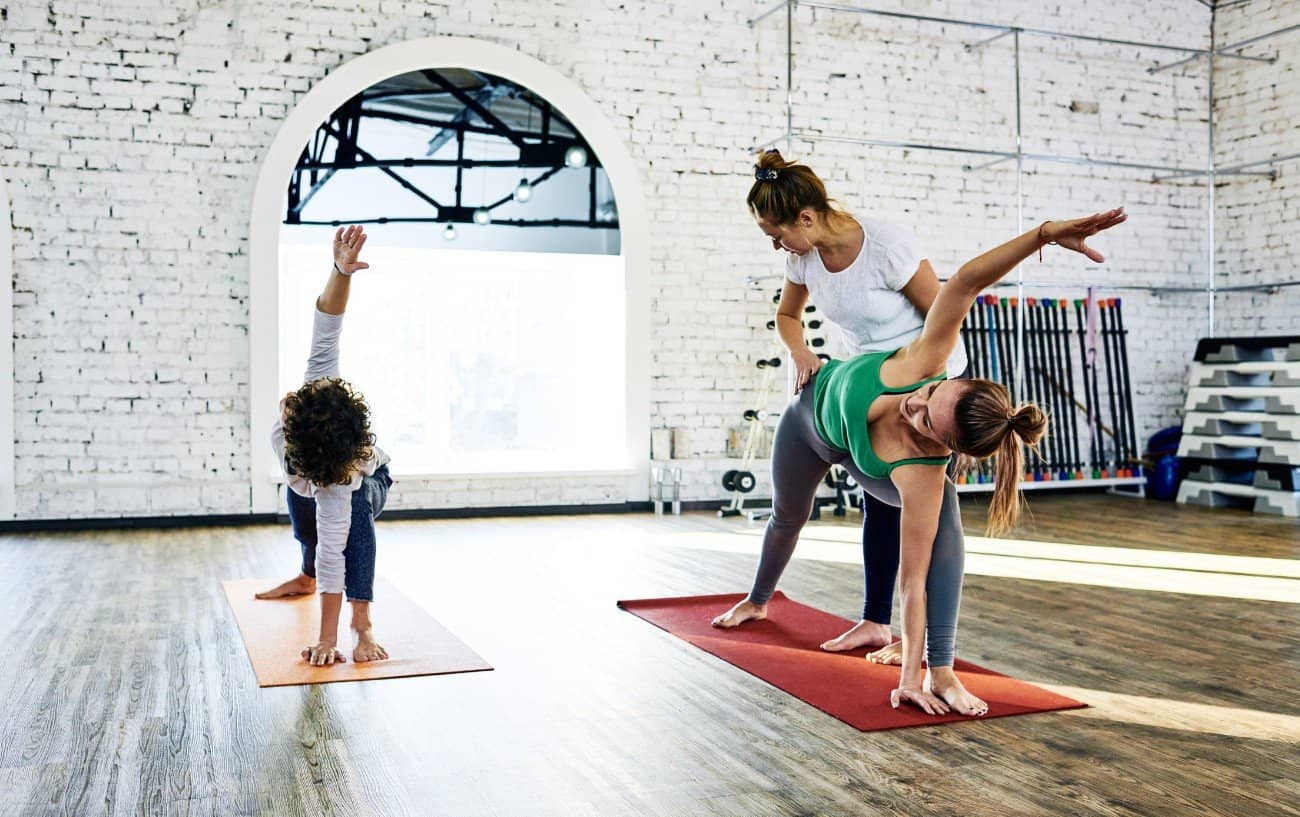 How To Become A Yoga Instructor: 10 Steps