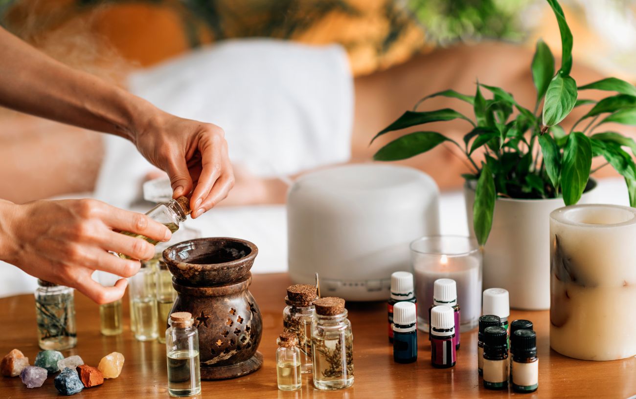 11 Best Ayurvedic Massage Oils For Each Dosha: Properties & Uses Explained