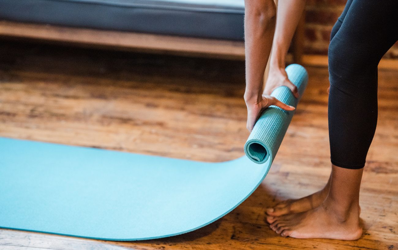 6 Best Yoga Mat Cleaners: Store Bought And DIY