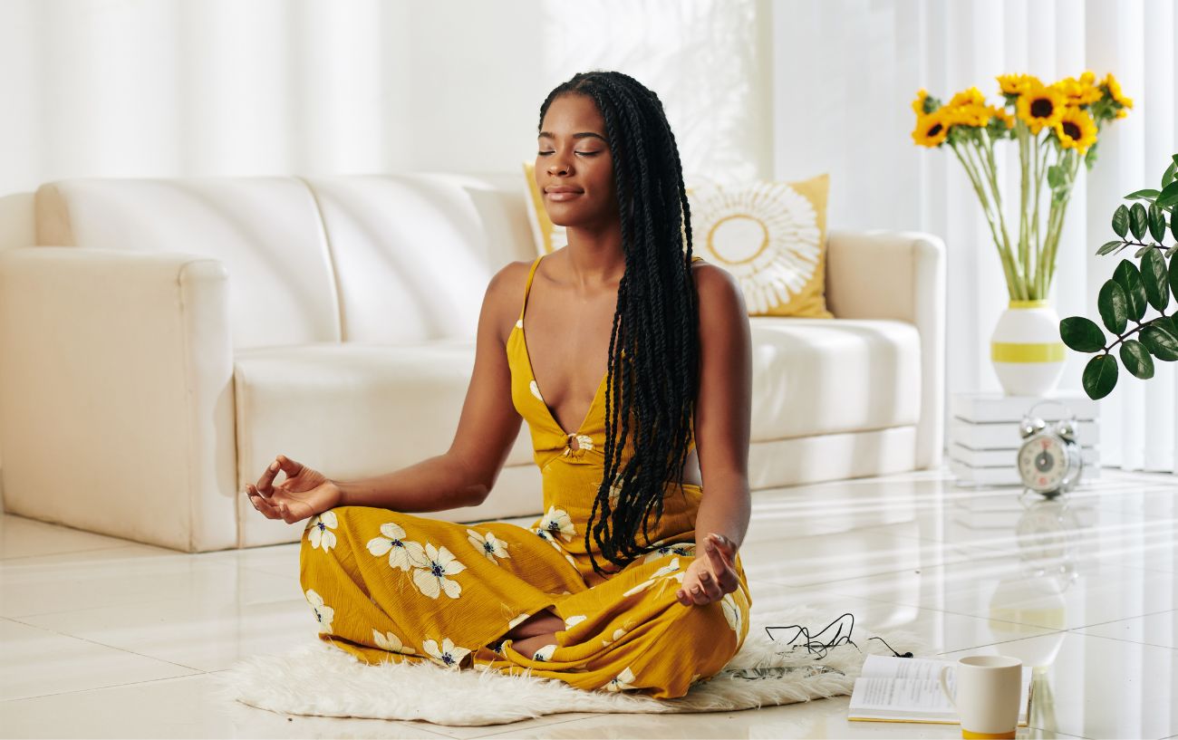 How To Meditate: A Full Beginners Guide To Meditation & 5 Tips To Get You Started