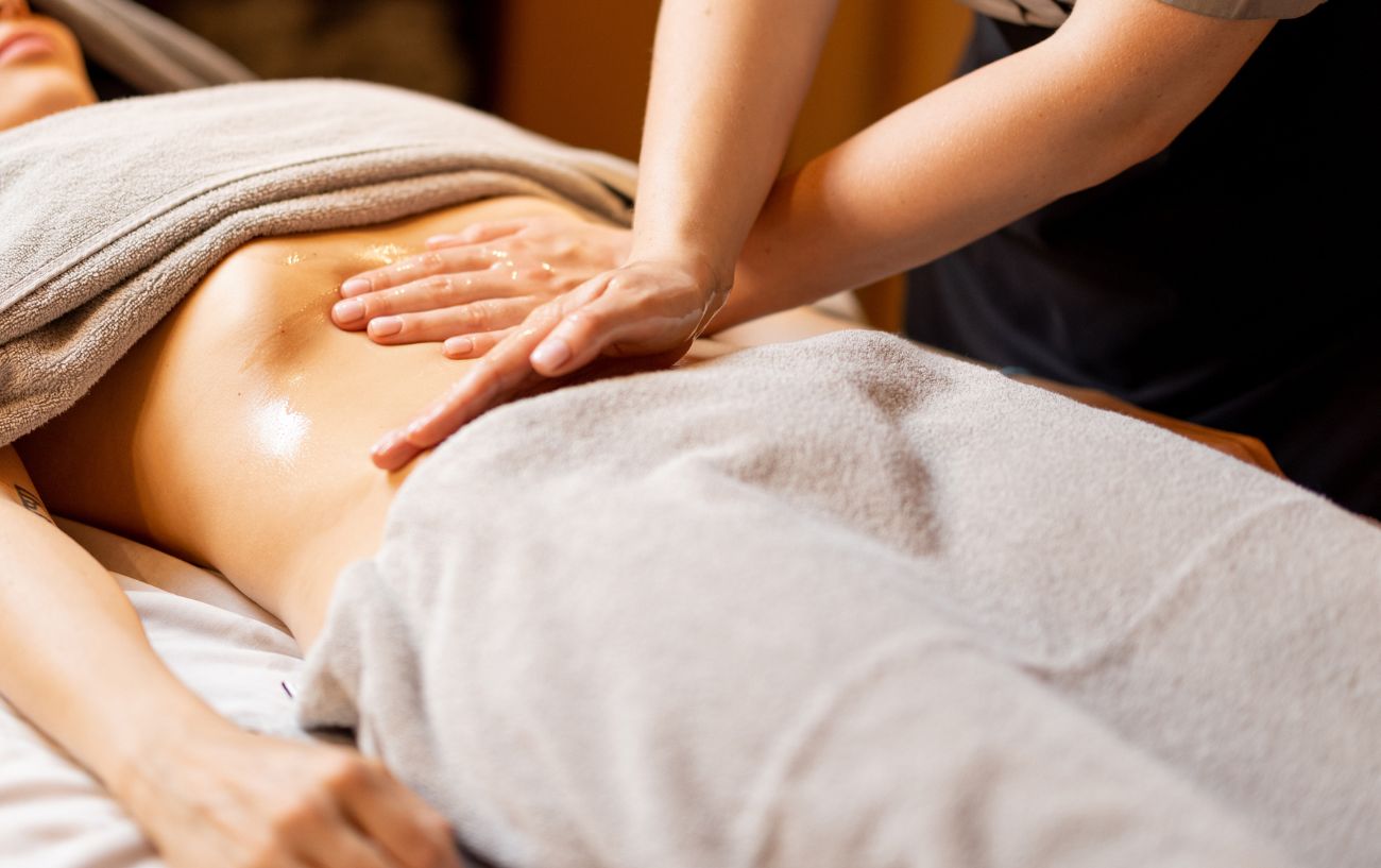 person getting an abdominal massage