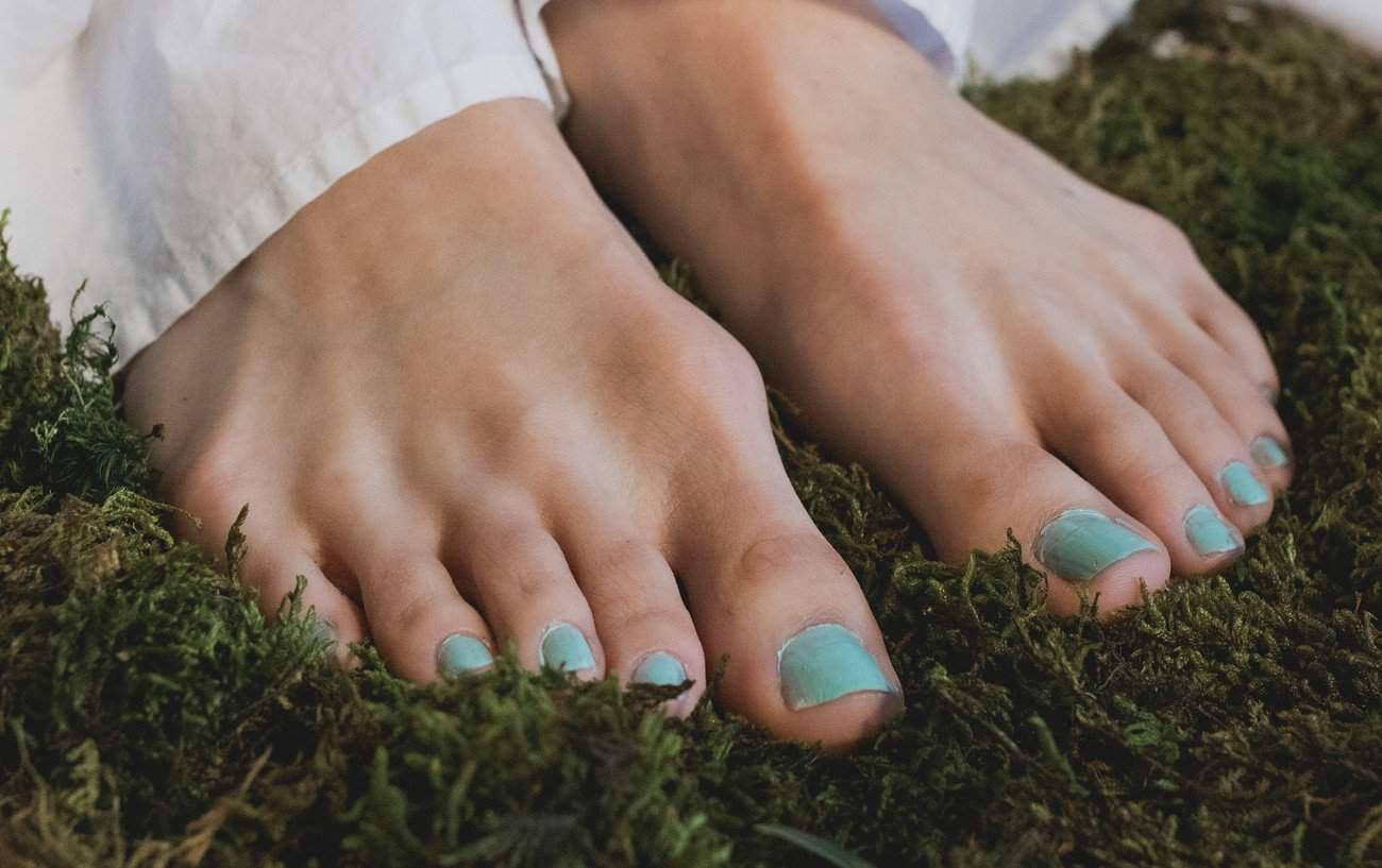 Earthing Or Grounding: How We Can Reconnect With Nature