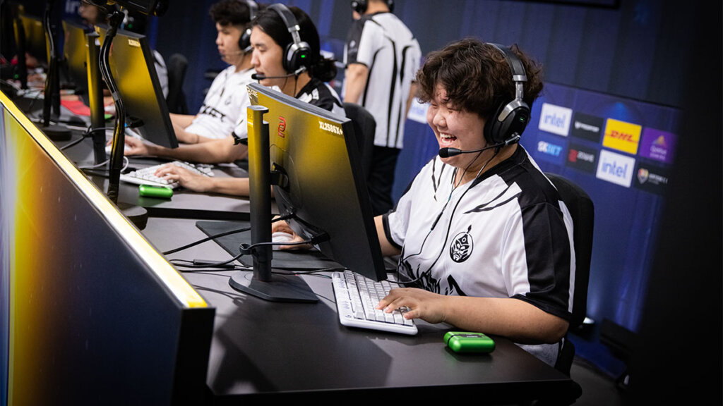mzinho IEM Katowice 2025