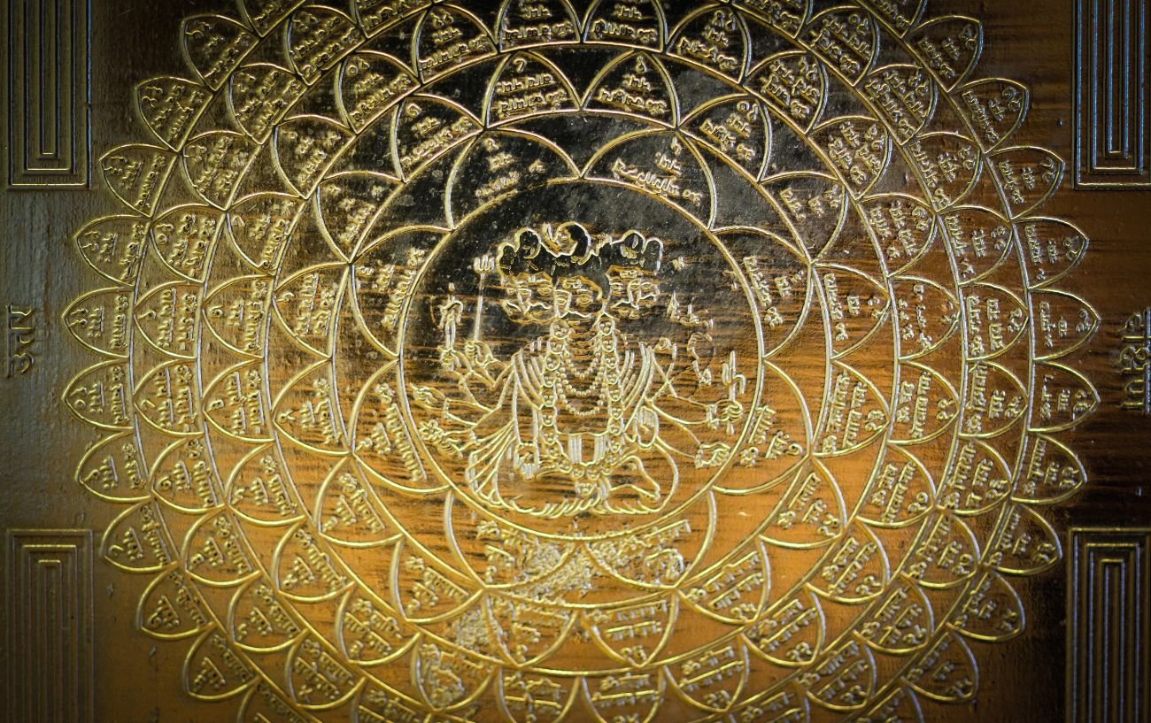 What are Yantras? And How to Use Them In Your Meditation Practice